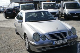 Mercedes E200, 2002