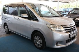 Nissan SERENA, 2011