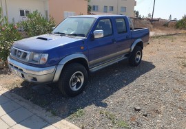 Nissan Navara, 1999