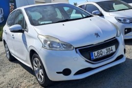 Peugeot 208, 2013